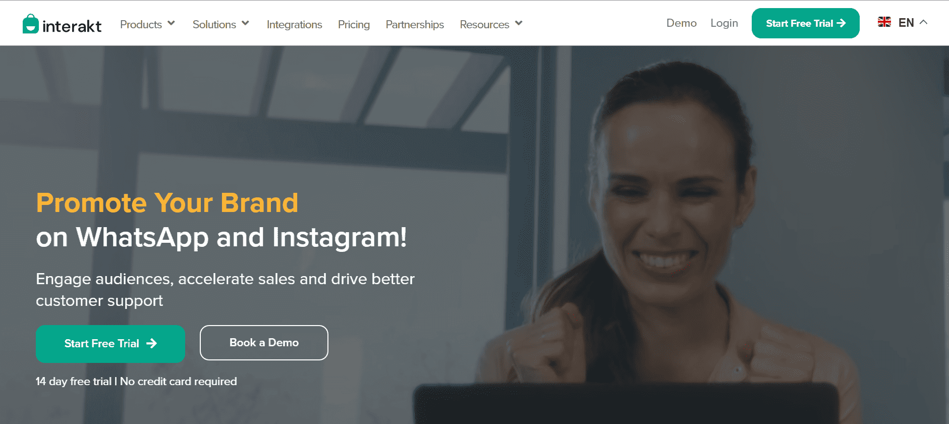 Homepage of Interakt, a customer engagement Gupshup alternative.